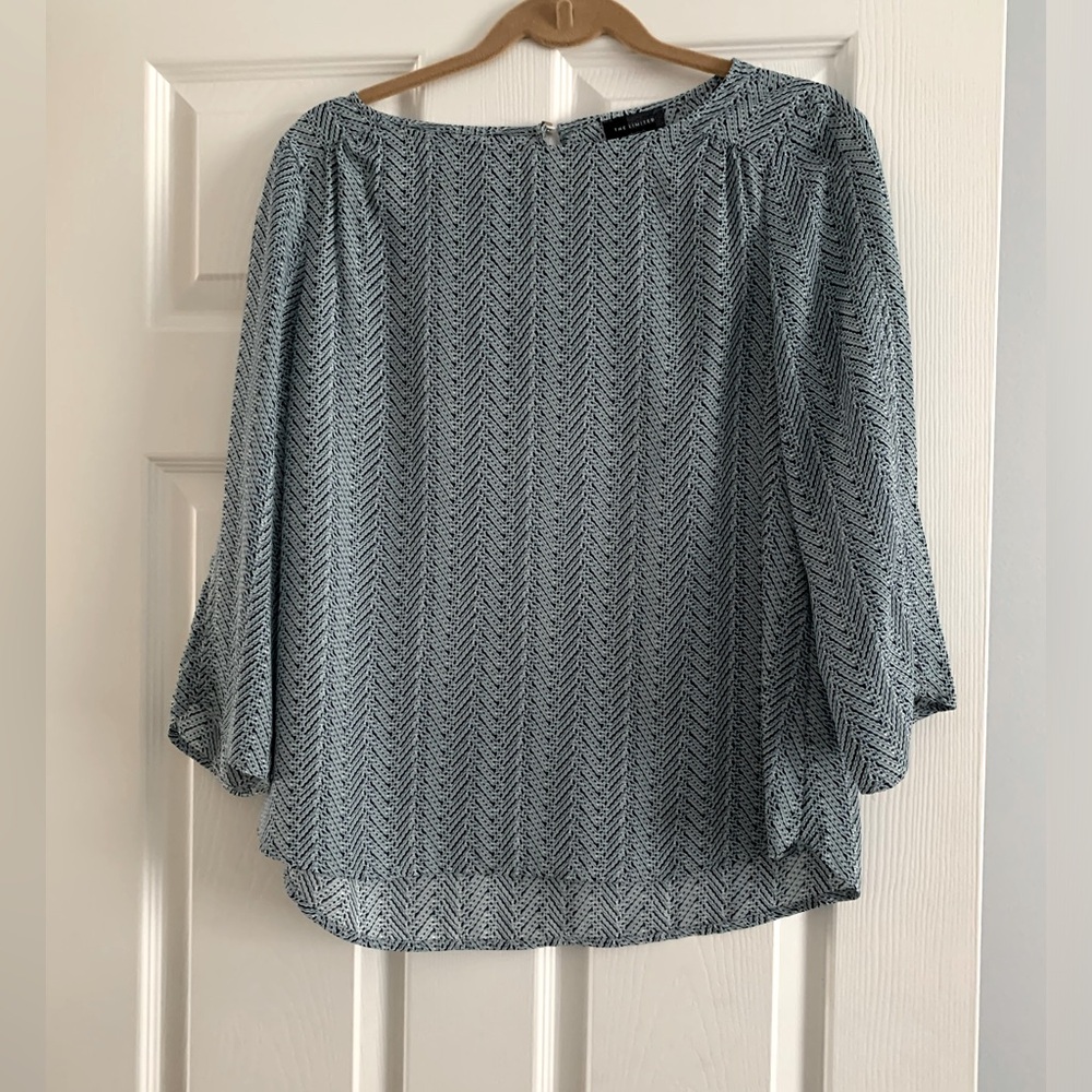 The limited blue pattern rayon long sleeve dress shirt